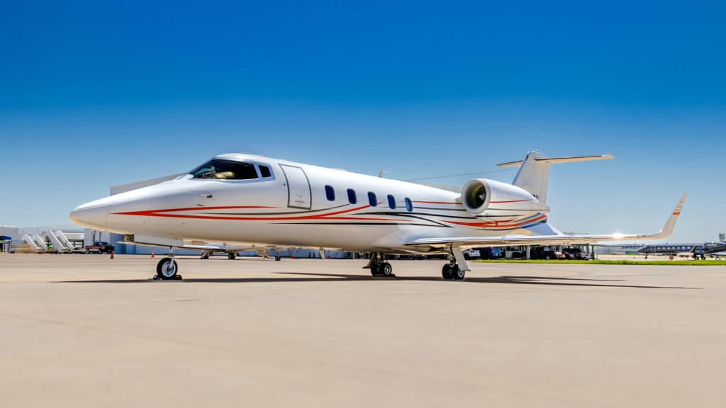 1999 Learjet 60 - Image