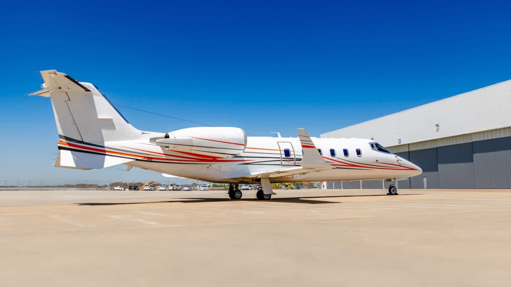 1999 Learjet 60 - Image