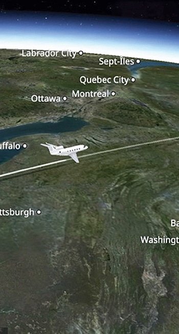 Gogo Tracker_Hero mobile web flight tracker following an aircraft flying over North America