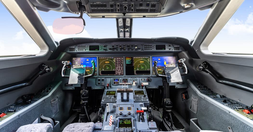 Gulfstream G550 Flight Deck